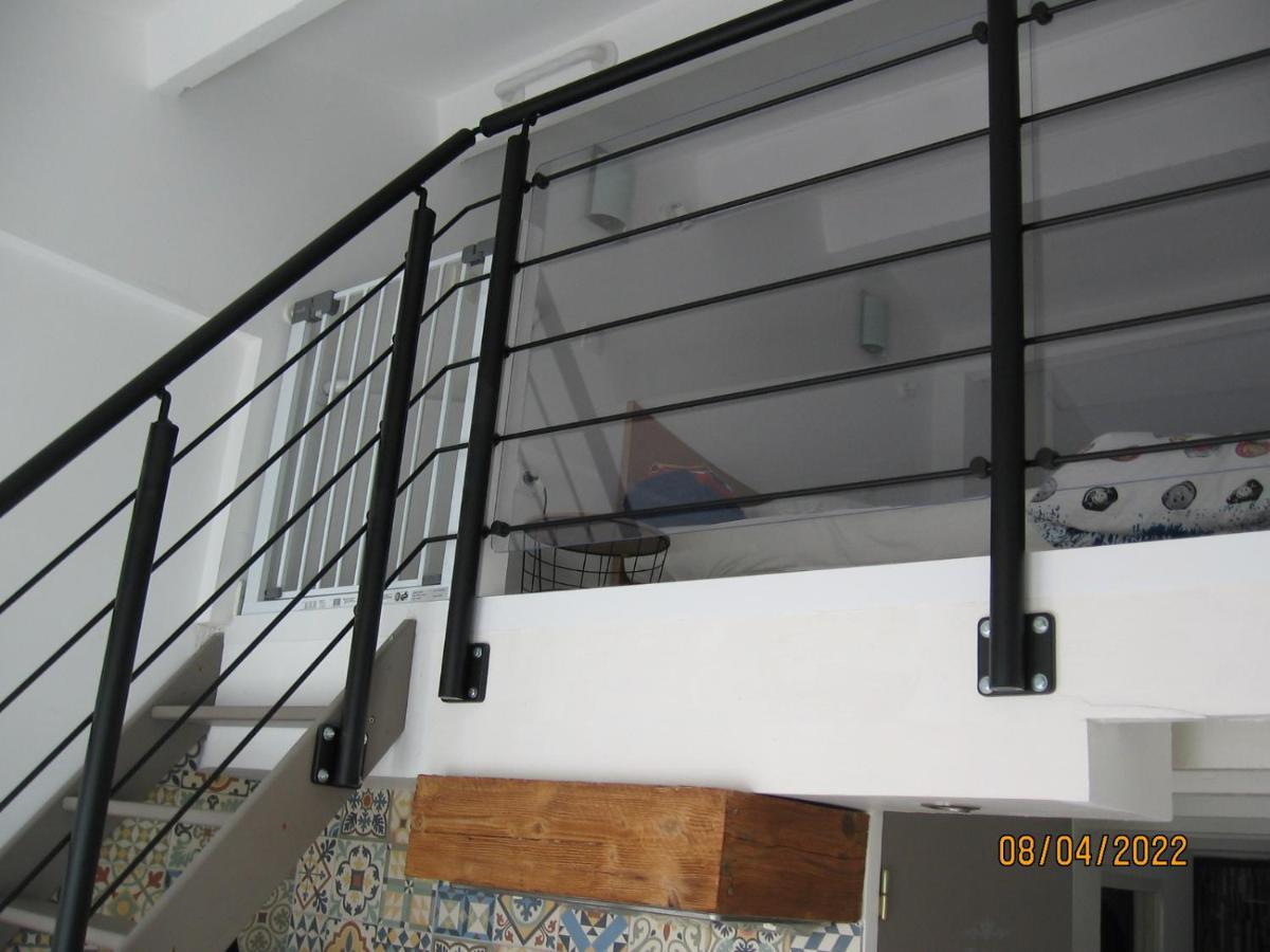 Appartement Avec Chambre En Mezzanine Rognac Dış mekan fotoğraf