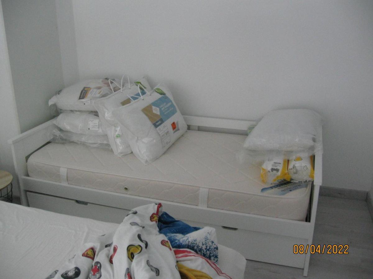 Appartement Avec Chambre En Mezzanine Rognac Dış mekan fotoğraf