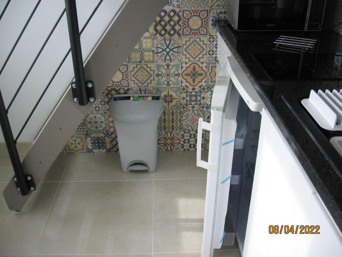 Appartement Avec Chambre En Mezzanine Rognac Dış mekan fotoğraf