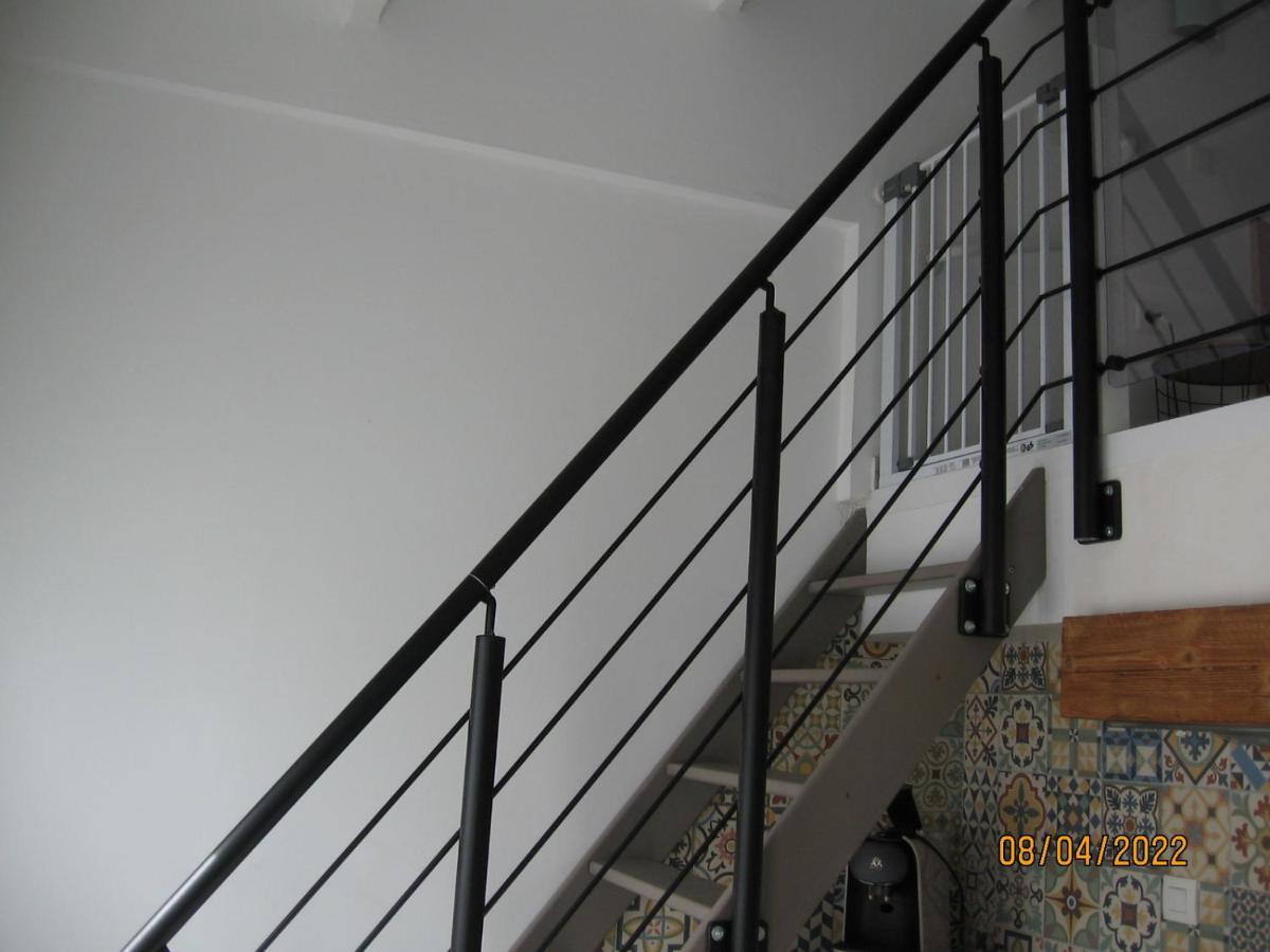Appartement Avec Chambre En Mezzanine Rognac Dış mekan fotoğraf