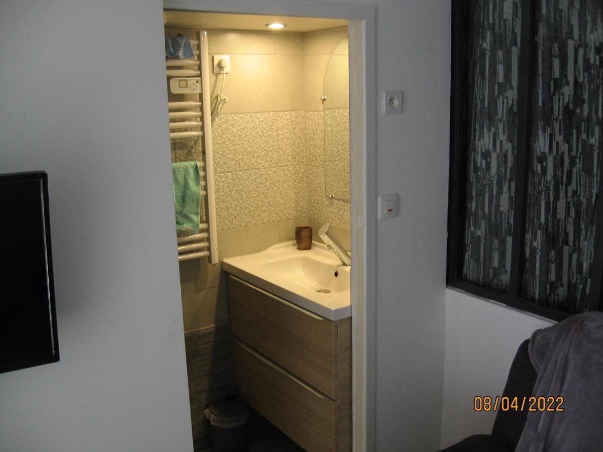 Appartement Avec Chambre En Mezzanine Rognac Dış mekan fotoğraf