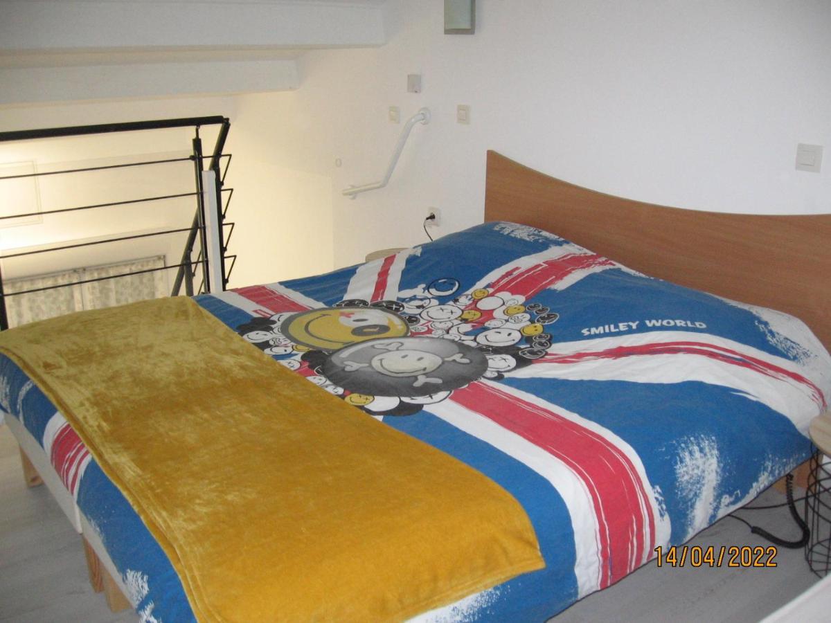 Appartement Avec Chambre En Mezzanine Rognac Dış mekan fotoğraf